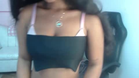 Snapshot of emily_smith_t chatting on March 2026 09:40:02 PM emily_smith_t online show from March 2026 09:40:02 PM