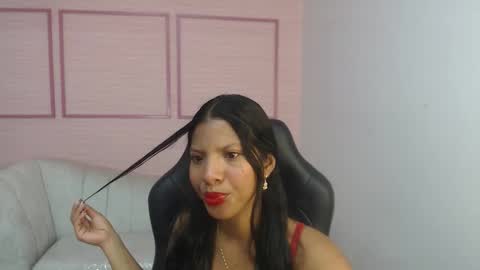 Snapshot of emily_smith_t chatting on March 2026 07:18:02 PM emily_smith_t online show from March 2026 07:18:02 PM