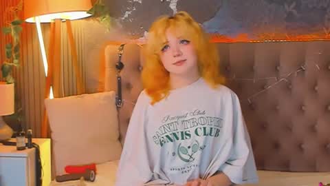 Snapshot of emilyangels chatting on April 2026 07:33:02 AM Baby Emelli online show from April 2026 07:33:02 AM