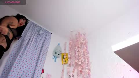 Snapshot of emilycollei chatting on July 2026 09:05:02 AM Emily online show from July 2026 09:05:02 AM
