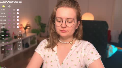 Snapshot of emilyforelsket chatting on January 2025 12:12:02 PM Emily online show from January 2025 12:12:02 PM