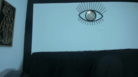 Emily online show from November 2025 11:10:01 AM