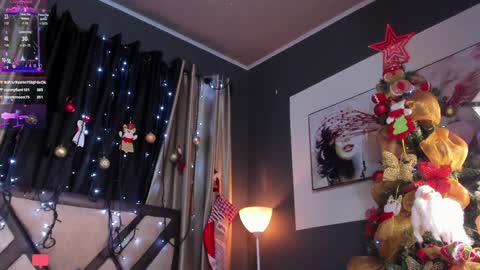 Emily Jhonson online show from December 2024 01:41:02 PM