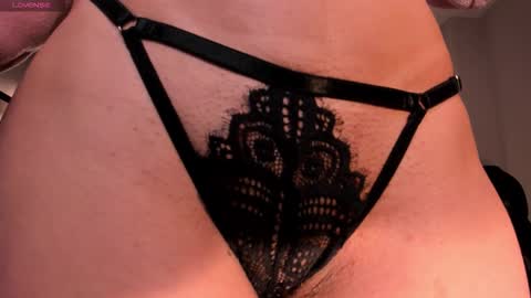 Emily online show from November 2025 02:50:02 AM