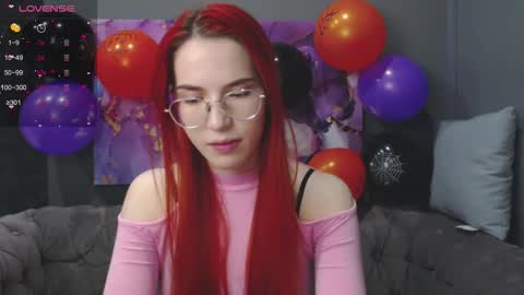 EmilyKents online show from October 2025 01:31:01 AM