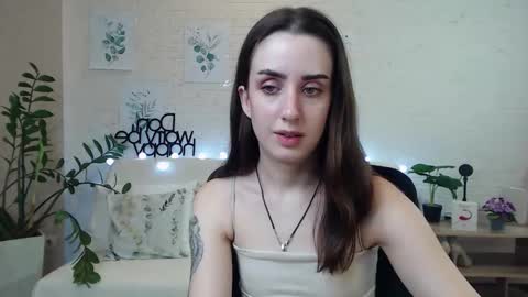 Emyli online show from January 2025 03:29:01 AM