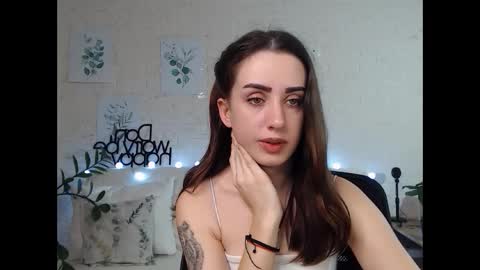 Emyli online show from January 2025 09:06:01 PM