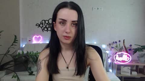 Emyli online show from February 2025 09:20:02 PM