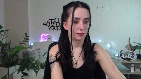 Emyli online show from February 2025 09:04:02 PM