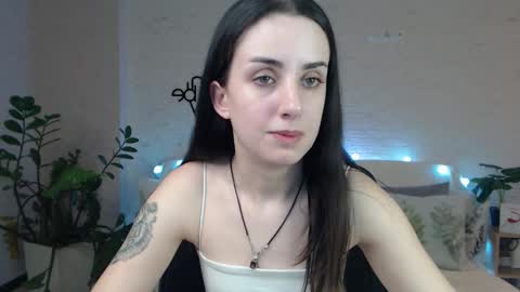 Emyli online show from March 2025 09:51:02 PM