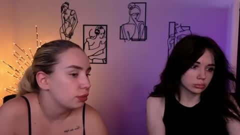 Snapshot of emilynxx chatting on July 2026 07:16:01 PM Emma online show from July 2026 07:16:01 PM