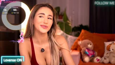Emily online show from October 2025 01:50:02 AM