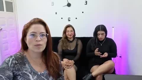 emily  friends online show from September 2025 04:43:02 PM