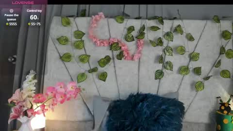 emilyrojas online show from March 2025 06:21:02 PM