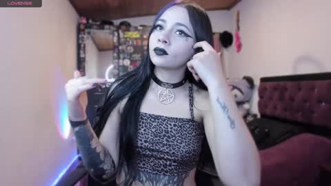  Emily Support me to have 100 likes plx online show from December 2024 12:54:01 AM