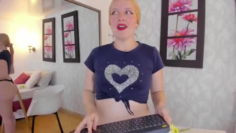 Summer 3 online show from March 2025 05:49:02 AM