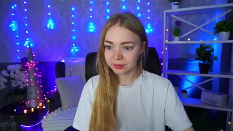 Snapshot of emilysunshines chatting on January 2026 07:00:01 AM MY NAME IS Emily WELCOME EVERYONE I WILL BE HAPPY TO GIVE YOU WHAT YOU HAVE DREAMED OF FOR SO LONG online show from January 2026 07:00:01 AM