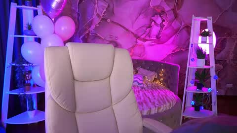 Snapshot of emilysunshines chatting on February 2026 09:06:02 AM MY NAME IS Emily WELCOME EVERYONE I WILL BE HAPPY TO GIVE YOU WHAT YOU HAVE DREAMED OF FOR SO LONG online show from February 2026 09:06:02 AM