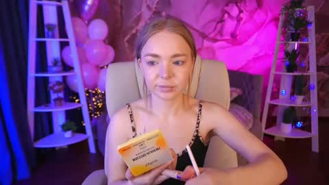 Snapshot of emilysunshines chatting on February 2026 07:15:02 AM MY NAME IS Emily WELCOME EVERYONE I WILL BE HAPPY TO GIVE YOU WHAT YOU HAVE DREAMED OF FOR SO LONG online show from February 2026 07:15:02 AM