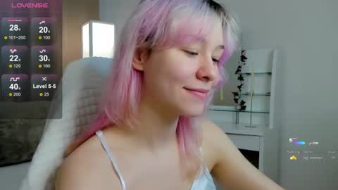 Snapshot of emilytrase chatting on June 2026 01:26:02 AM Betty online show from June 2026 01:26:02 AM