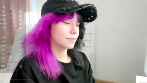 Snapshot of emilytrase chatting on June 2026 01:10:02 AM Betty online show from June 2026 01:10:02 AM