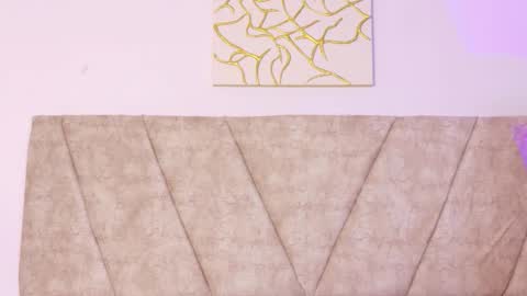 emilyvixen_ online show from November 2025 12:15:02 PM