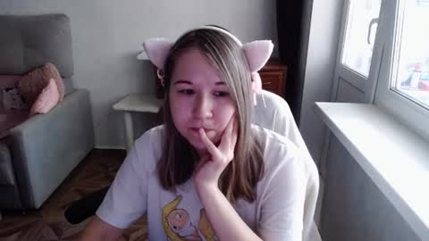 Snapshot of emilyway chatting on June 2026 11:46:01 AM emilyway online show from June 2026 11:46:01 AM