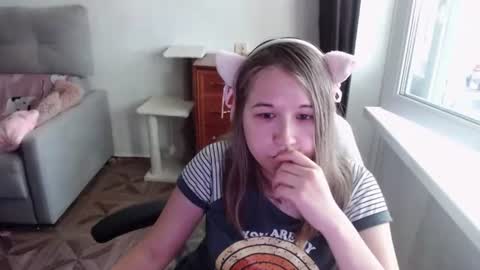 Snapshot of emilyway chatting on July 2026 06:47:02 AM emilyway online show from July 2026 06:47:02 AM