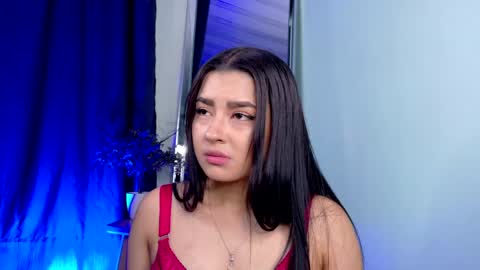 Snapshot of emilyy05_ chatting on May 2026 12:50:02 AM Emily online show from May 2026 12:50:02 AM