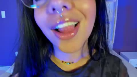 emilyy_cooperr online show from February 2026 12:15:01 PM