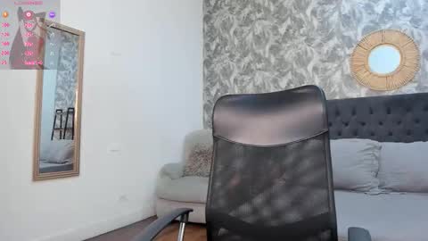 emma  online show from September 2025 12:50:02 PM