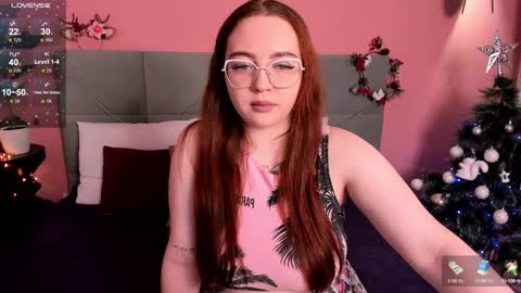 emma_adorablle online show from December 2024 02:02:01 AM