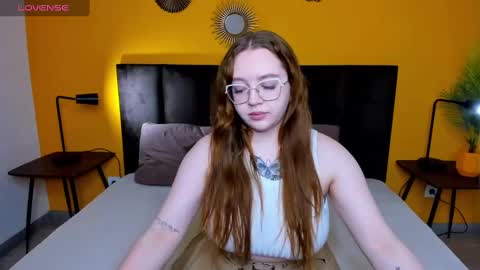 emma_adorablle online show from February 2025 01:23:02 AM