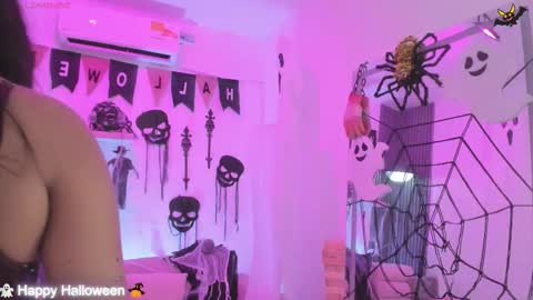 Alice online show from October 2025 12:05:02 PM