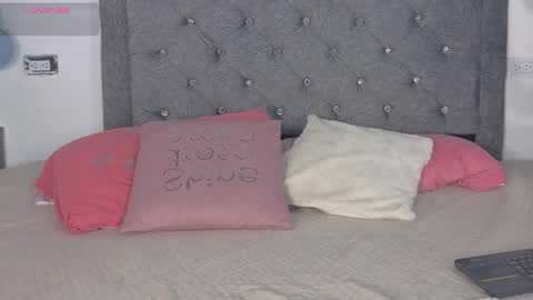 Emma online show from December 2025 02:08:02 AM