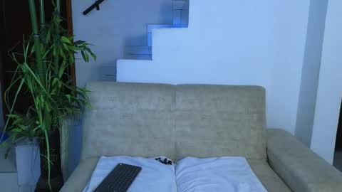 Emma Blue  modelo independiente online show from March 2026 04:07:02 AM