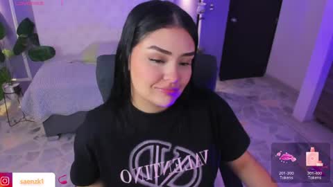 Snapshot of emma_brown022 chatting on May 2026 12:31:02 PM emma online show from May 2026 12:31:02 PM