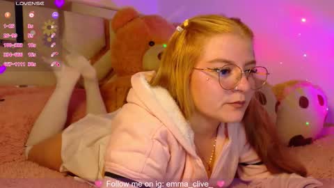  Emma  online show from October 2025 11:38:02 PM