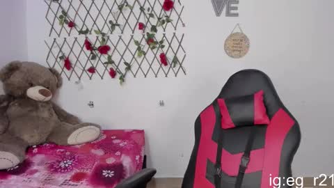 emma_grayys online show from October 2025 04:03:02 AM