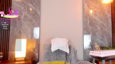 Emma online show from October 2025 03:51:02 AM