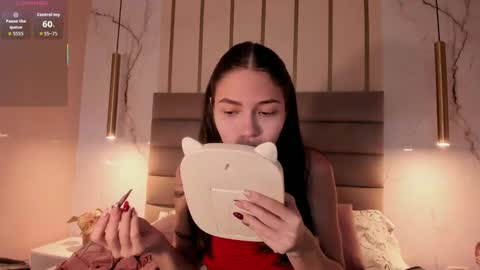 emma_jhoons online show from December 2025 11:39:02 AM