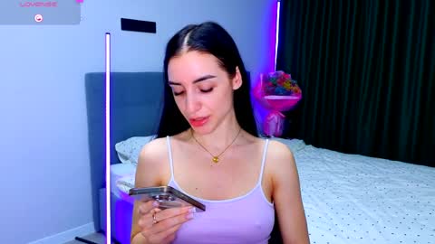 Emma online show from March 2026 10:04:01 AM