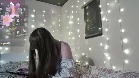 emma_just online show from April 2026 07:07:02 PM