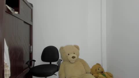 whises lits        online show from September 2025 11:01:01 AM