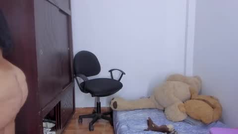 whises lits        online show from September 2025 12:10:01 PM