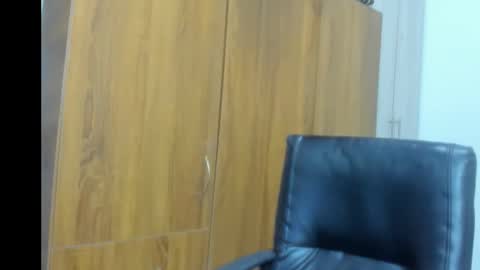 whises lits        online show from October 2025 11:38:01 PM