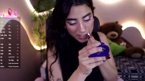 Emma online show from January 2026 04:04:02 AM