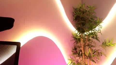 Emma online show from April 2026 07:45:01 AM