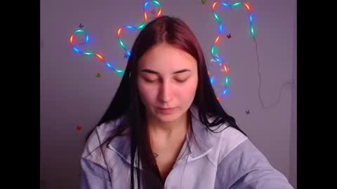 Emma online show from March 2025 04:30:02 PM