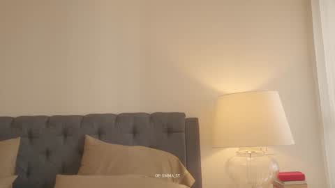 emma_lu1 online show from March 2026 09:31:01 PM